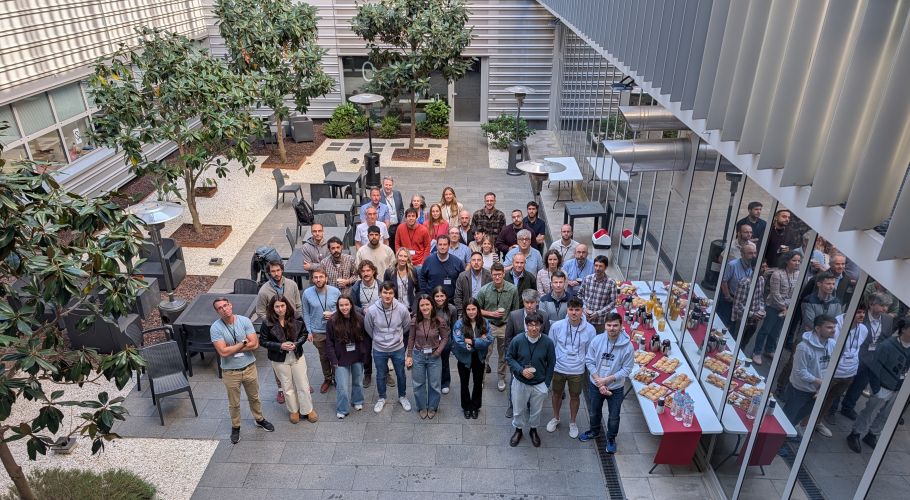 Group picture. Credits: LOC of the workshop 'Advances in Precision Temperature Sensing for Space Missions'. Banner Festa ciencia 2026